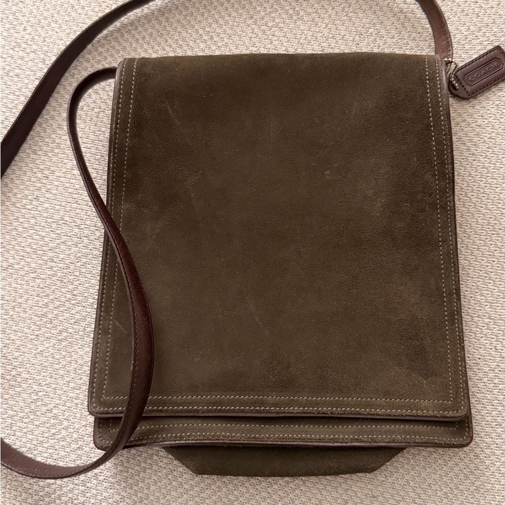 Rare Vintage Coach Olive Suede Leather Crossbody Bag - Picture 4 of 12